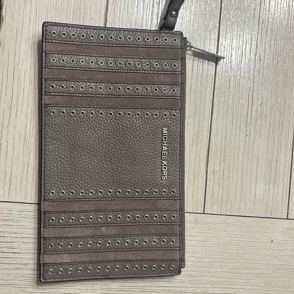 Michael Kors wristlet gray